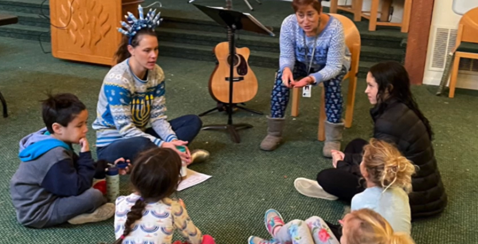 Chanuakah Music with Cantor Harriet